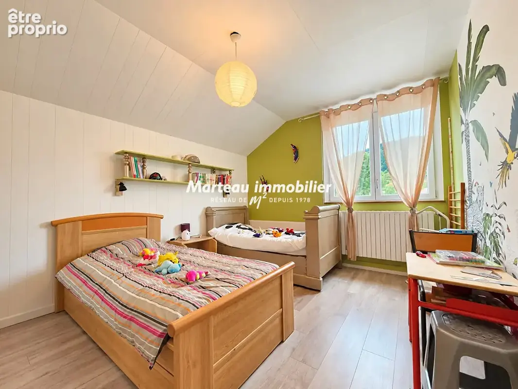 À VENDRE ? Belle maison individuelle de 144 m² avec double garage et jardin clôturé - photo 4