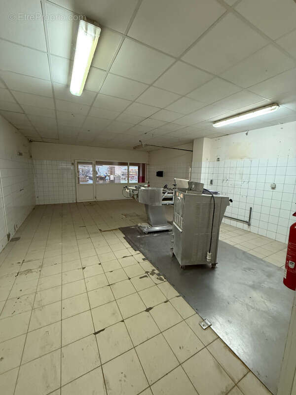 Local/bureau à vendre ANNEMASSE (74) - photo 4