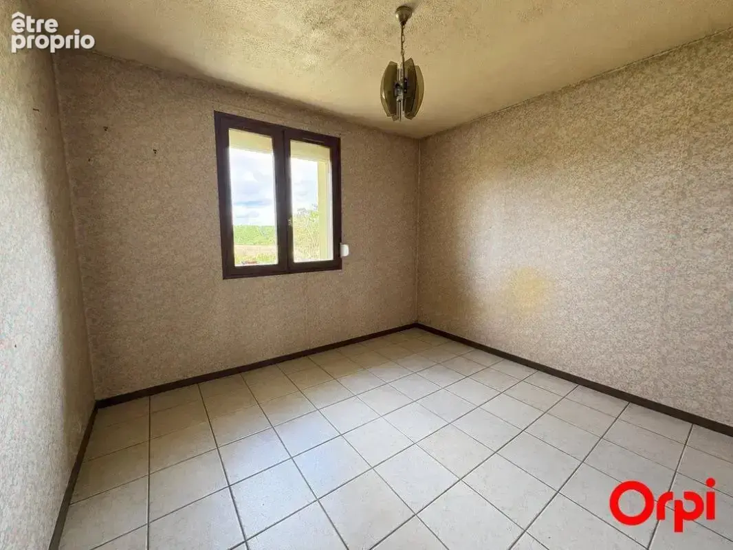 Maison de plain-pied à Sancoins - photo 7