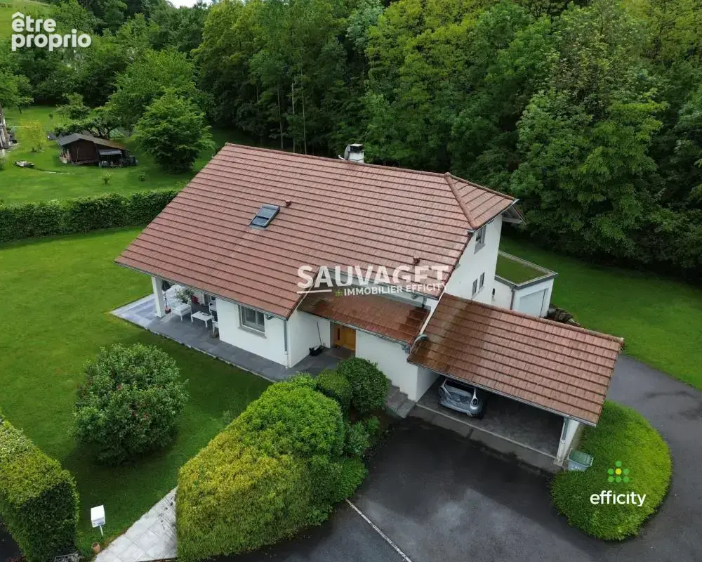 Maison 180 m² à Reignier  - photo 1