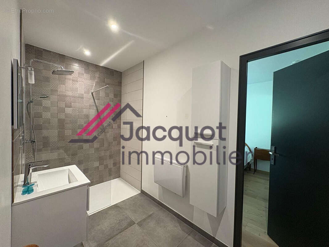 Appartement à CHAMPAGNOLE