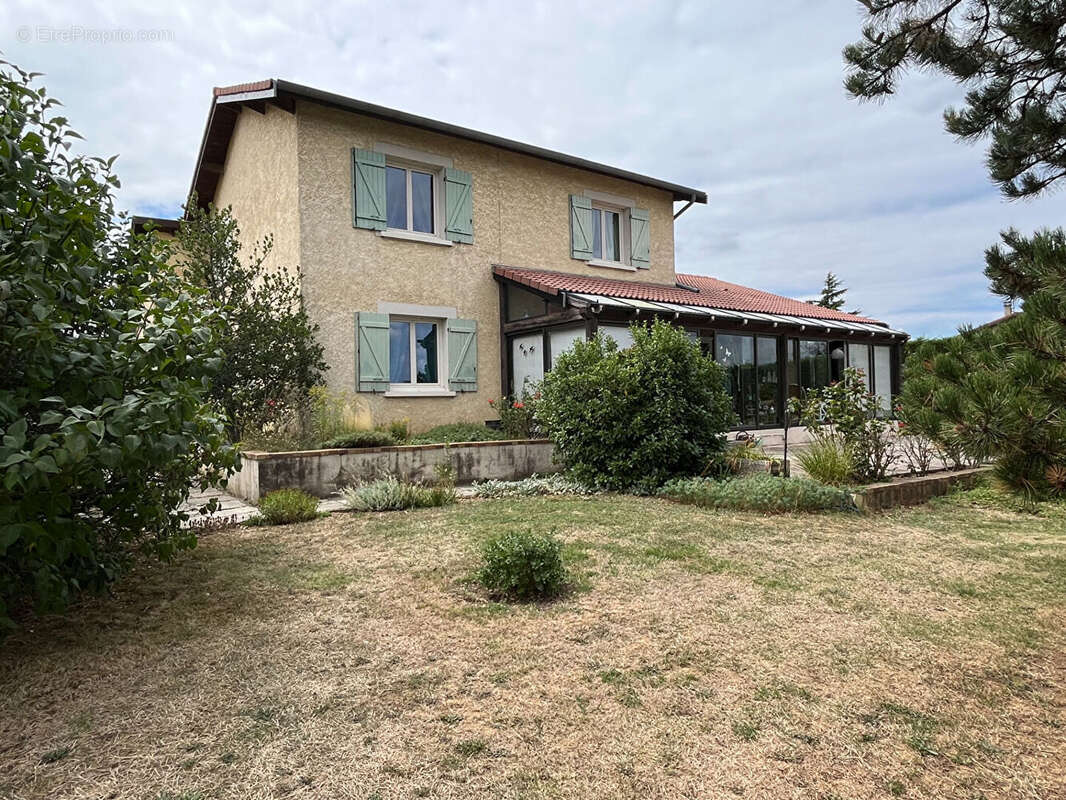 Maison à SAINT-ROMAIN-EN-GAL