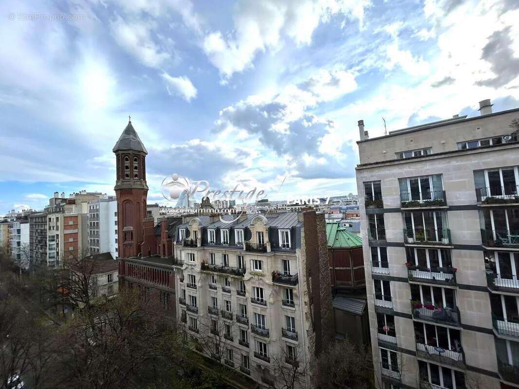 Appartement à PARIS-15E