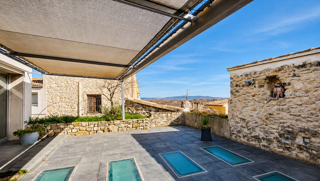 Maison 363 m² à Bourg-Saint-Andeol  - photo 5