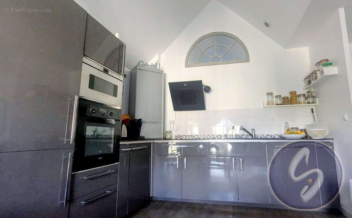 Appartement à SAINTE-LUCE-SUR-LOIRE