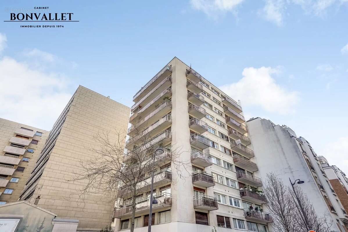 Appartement à PARIS-15E