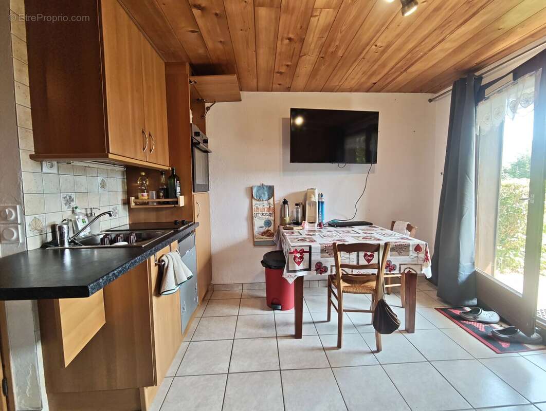 Grand studio avec terrasse et vue criou - photo 6