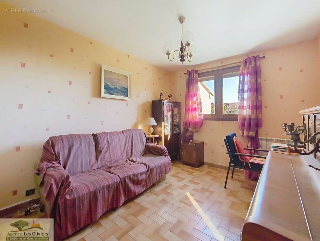 Maison à SAINT-GEORGES-D'ORQUES