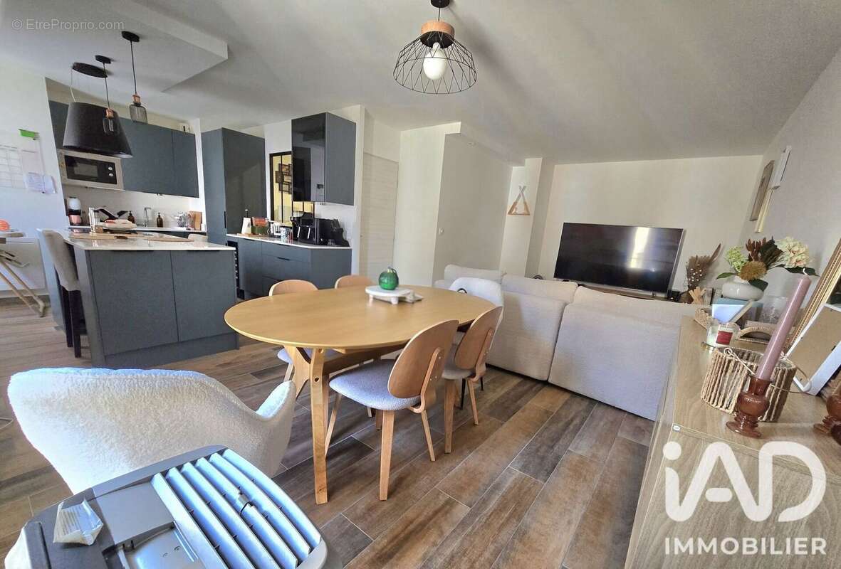 Appartement 74 m² à Troyes  - photo 2