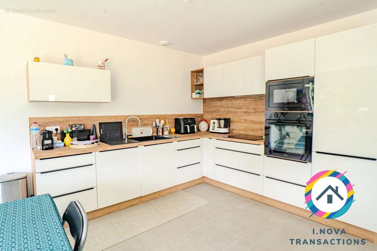 Maison 4 chambres de 2025 - photo 4
