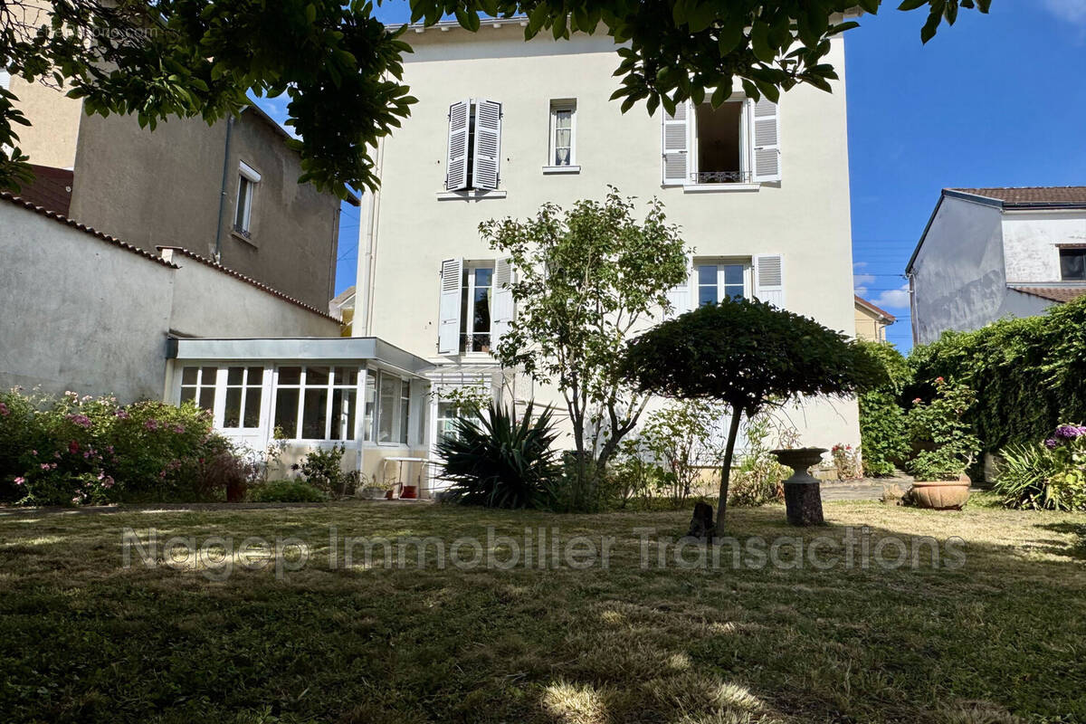 Maison à CUSSET