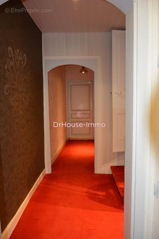 Maison à SAINT-JUNIEN