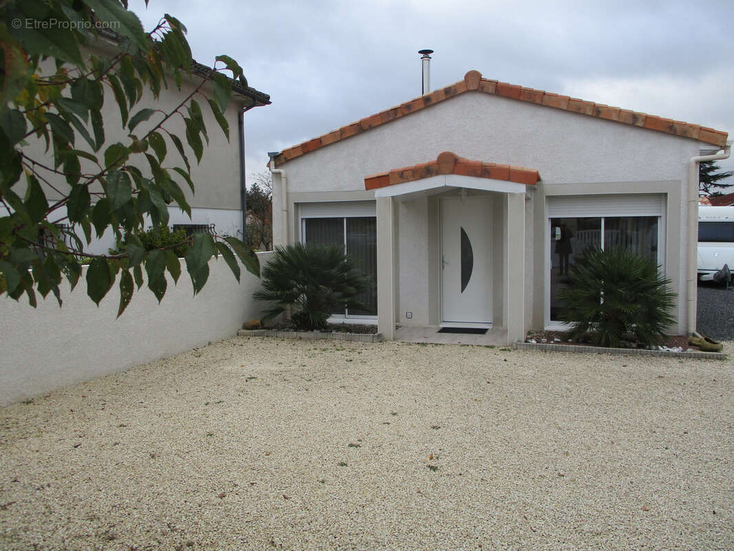 Maison à CEAUX-EN-COUHE