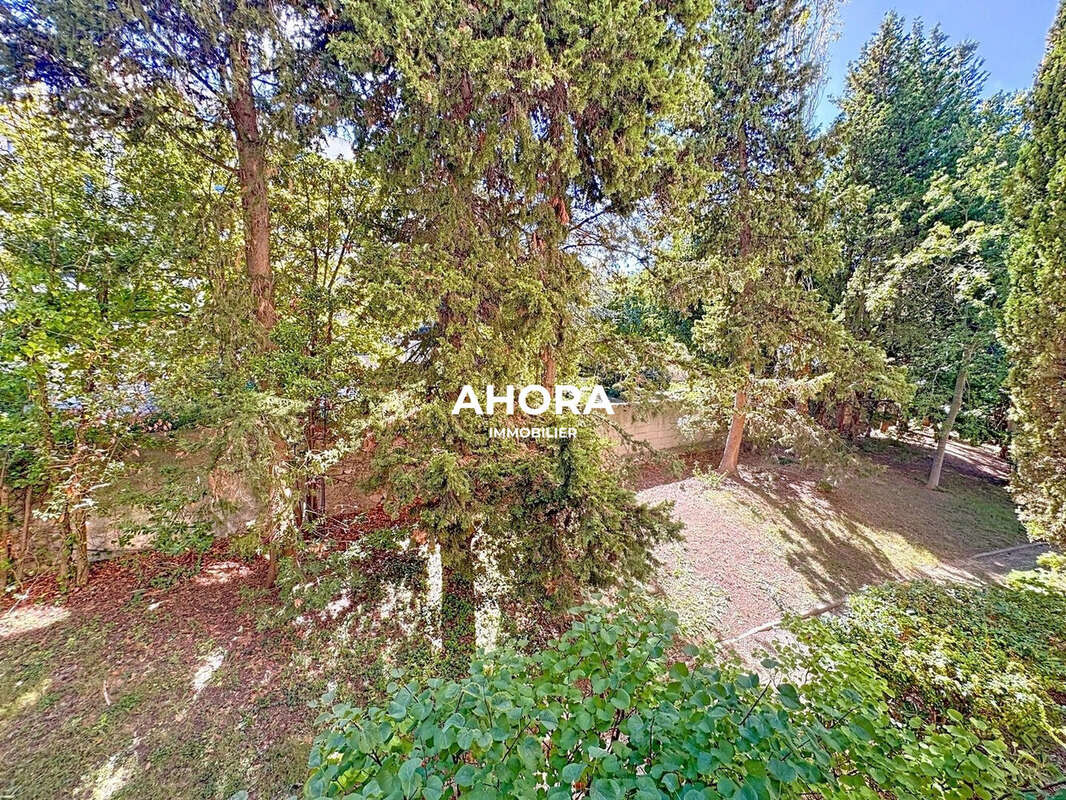 Appartement à MARSEILLE-9E