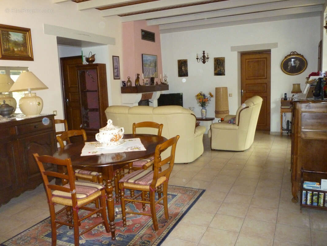 A vendre - maison de plain pied en pierres 130 m2 - villeneuve sur lot - photo 9