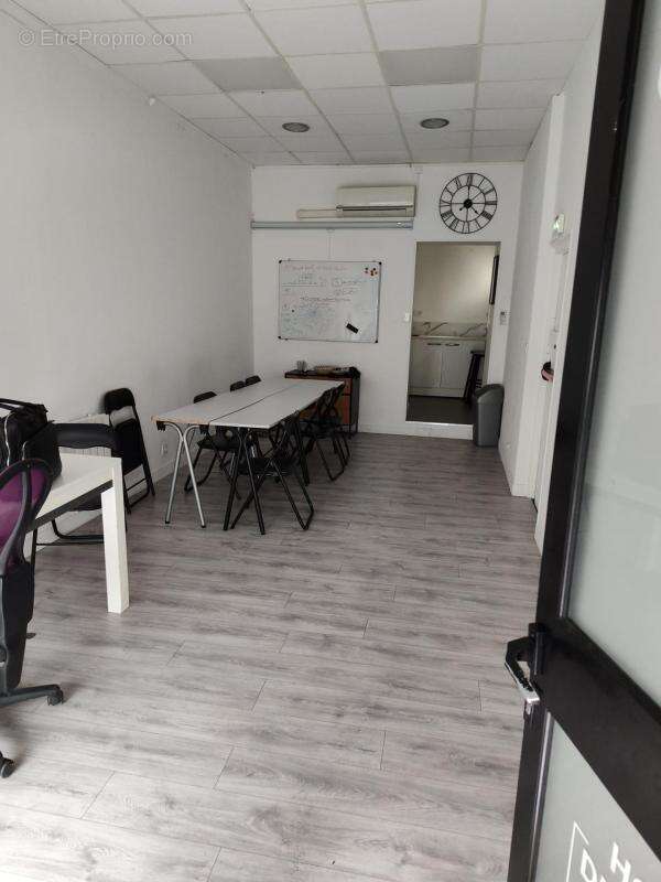 Bail a ceder - 10 rue paul eluard 93200 saint denis - a cote du theatre  gerard philippe - photo 7