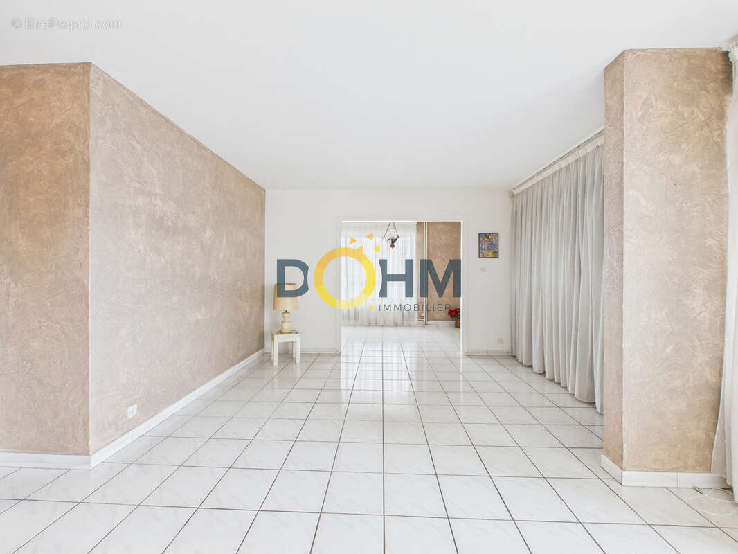 Sublime T5 110 m2 Large balcon / Garage / Ascenseur - photo 8