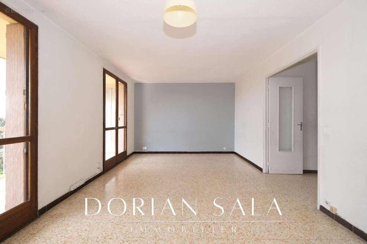Appartement à MARSEILLE-10E