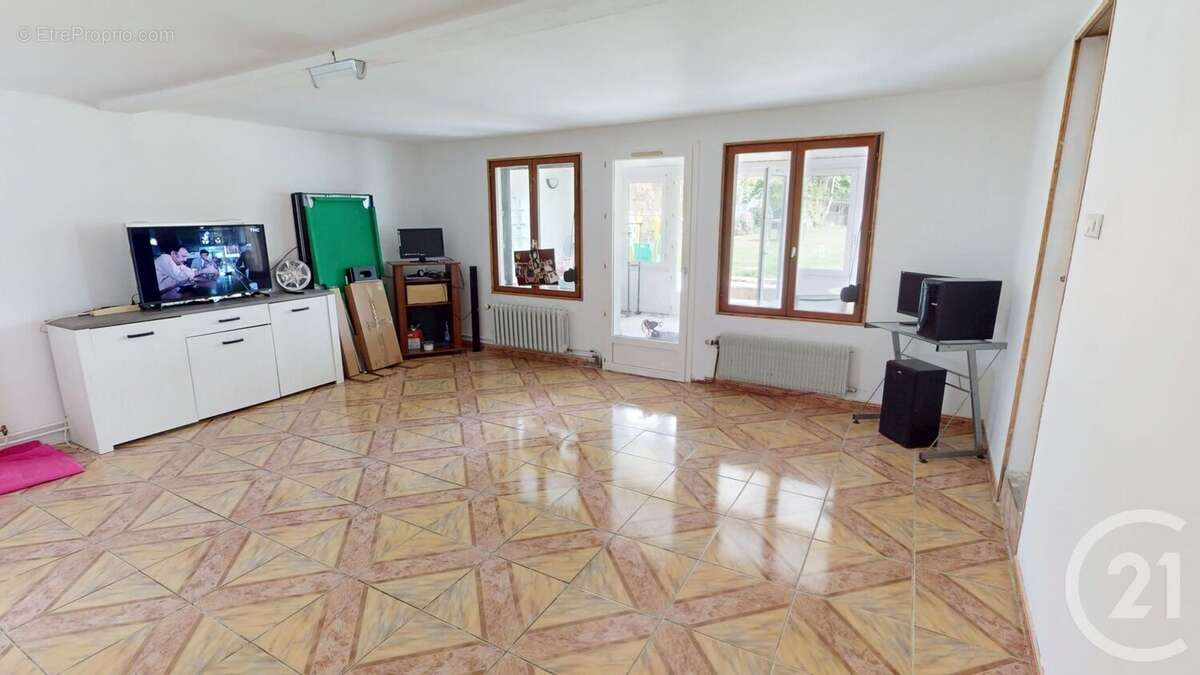 Maison à BRANCOURT-LE-GRAND