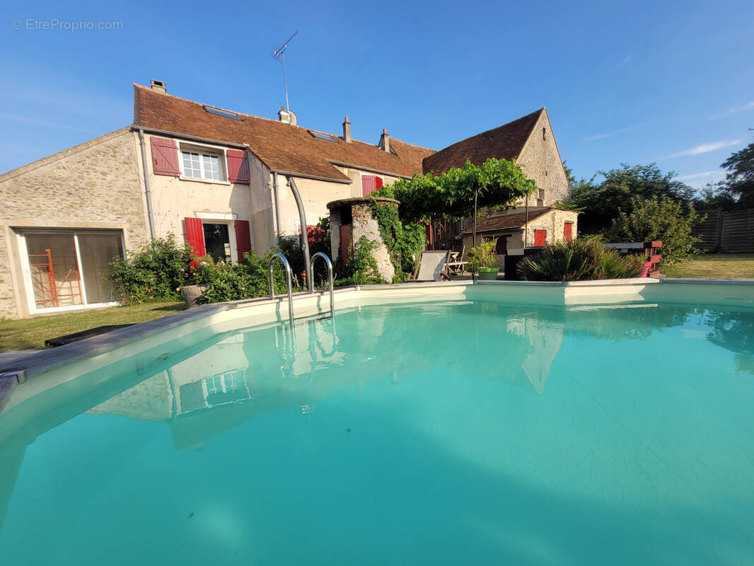 Maison à ARGENTIERES