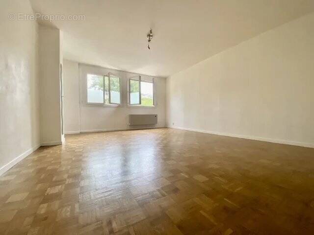 Appartement à MARSEILLE-9E
