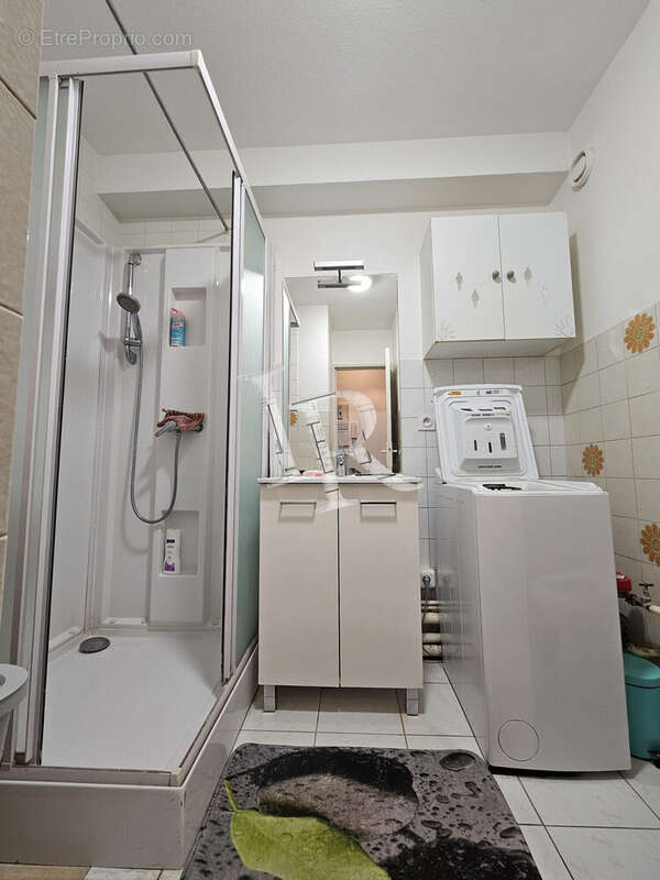 Appartement à AIGUILHE