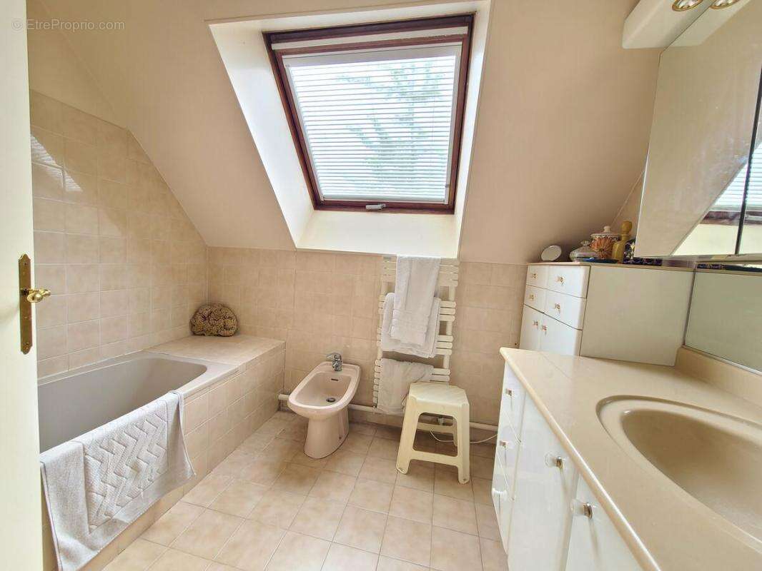 Maison à RUEIL-MALMAISON