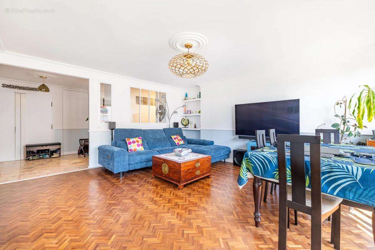 Appartement à VERSAILLES