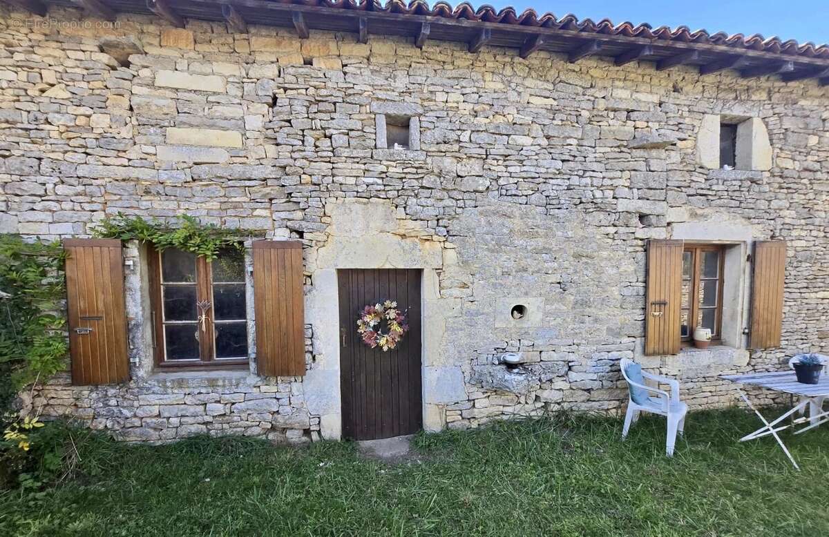 Maison à SAUZE-VAUSSAIS