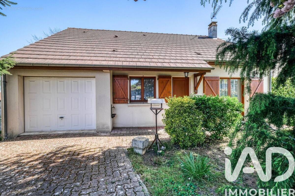 Photo 1 - Maison à LAGNY-SUR-MARNE