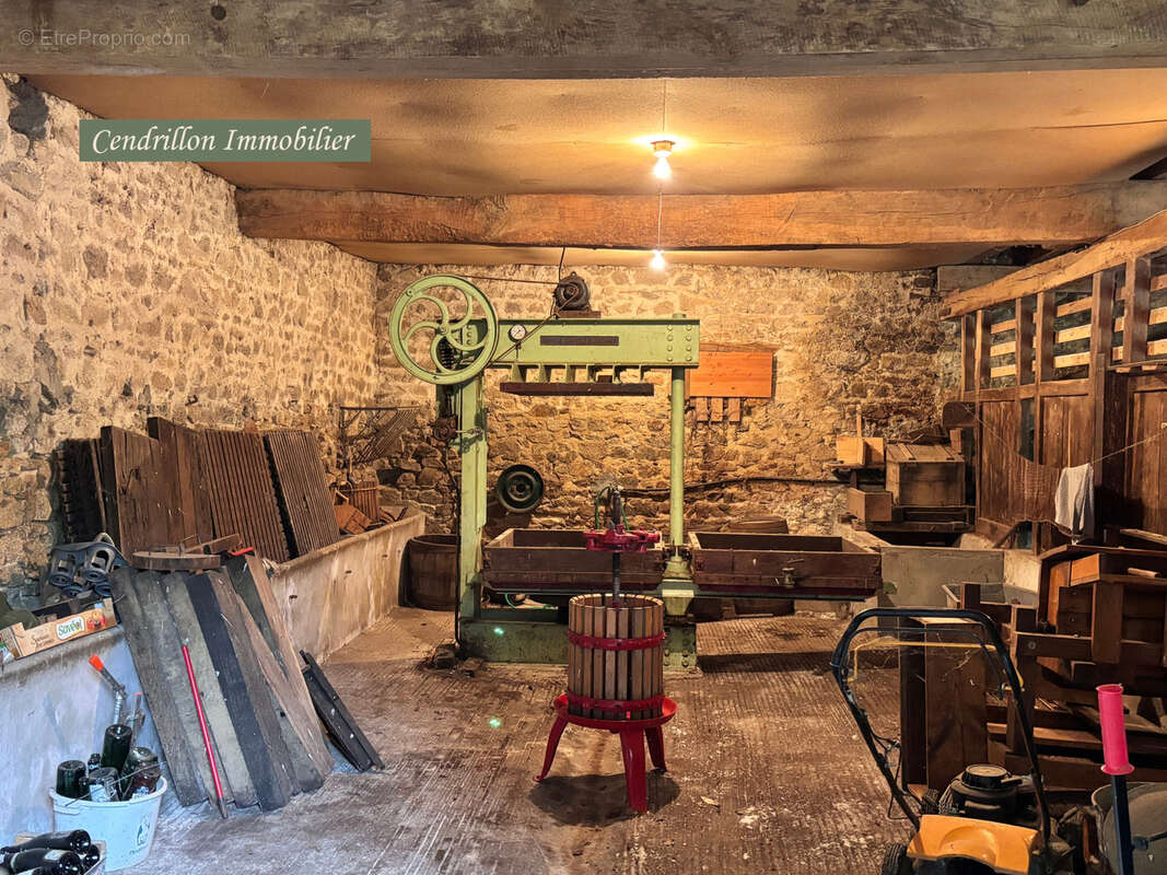 Maison à SAINT-PRIEST-PALUS