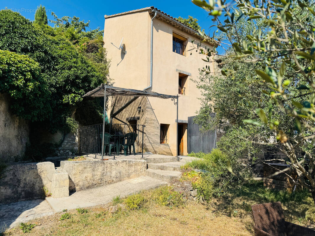 Maison à MALAUCENE