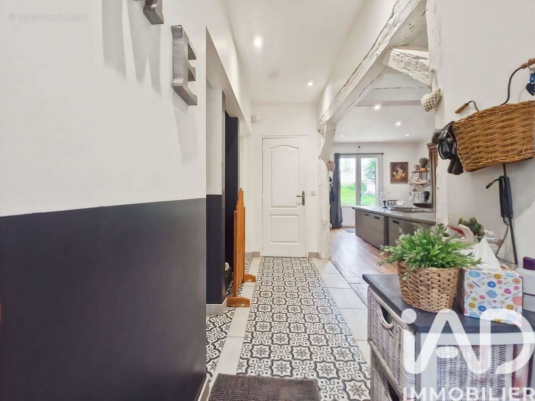 Photo 8 - Maison à JOIGNY