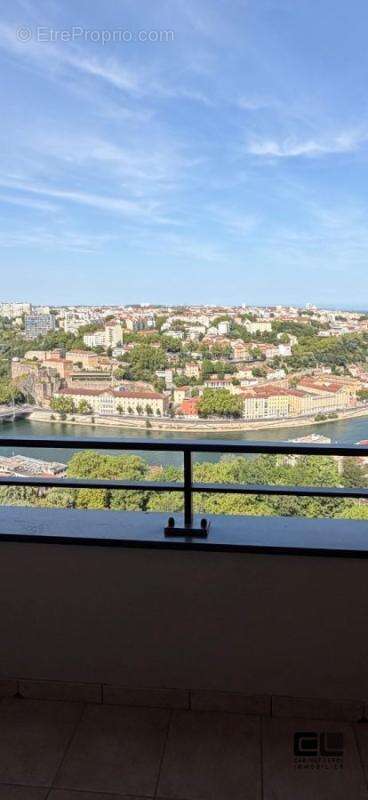 Montée de l'observance vue panoramique sur lyon - photo 12