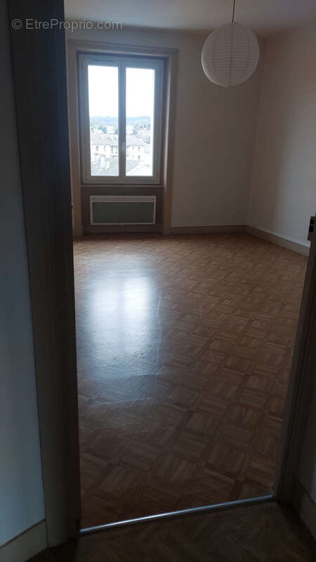 Appartement à TENCE