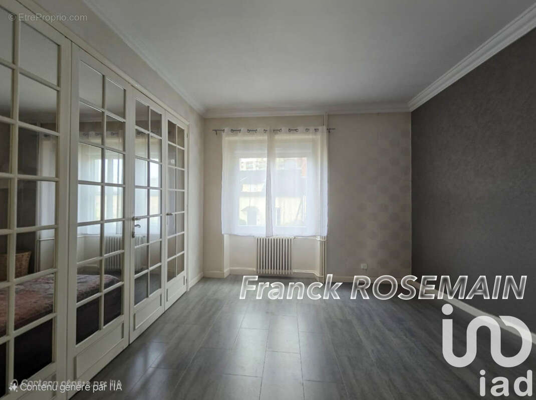Photo 3 - Appartement à MONTCEAU-LES-MINES