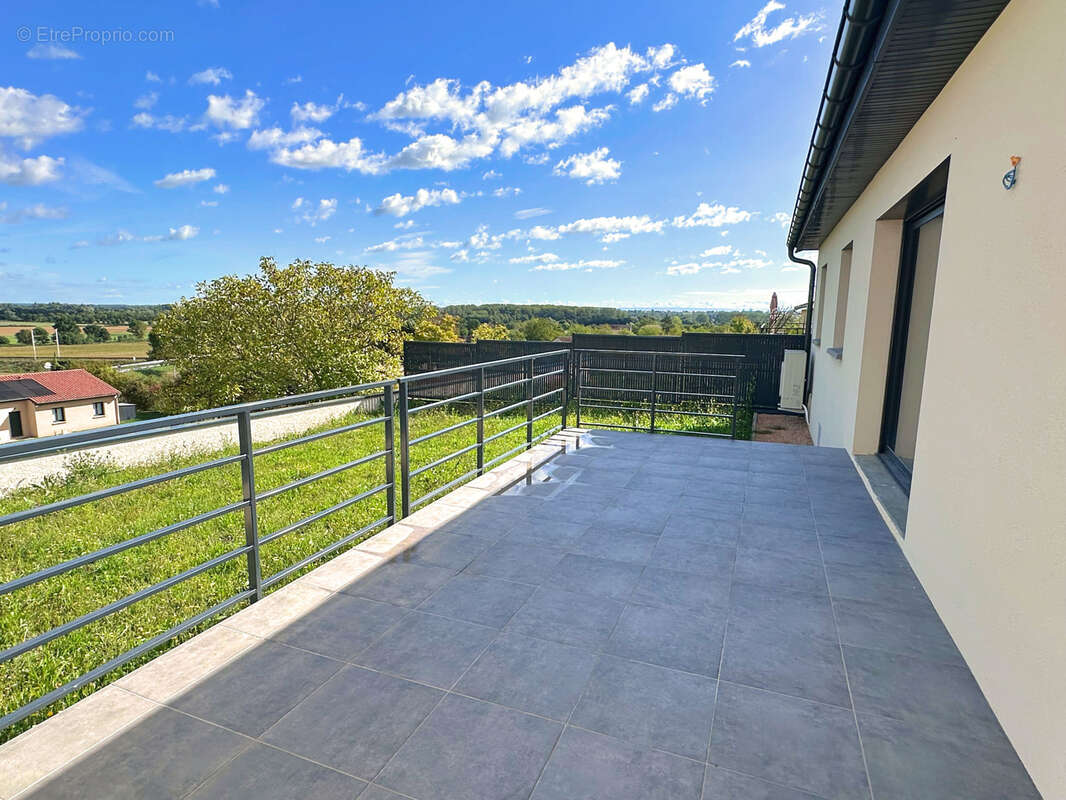 Maison à SAINT-ALBAIN