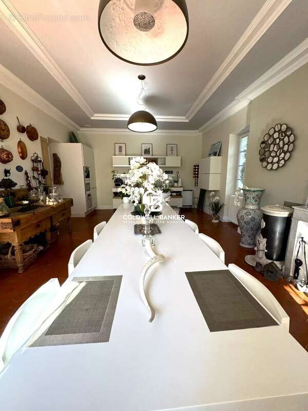 Appartement à LA CRAU