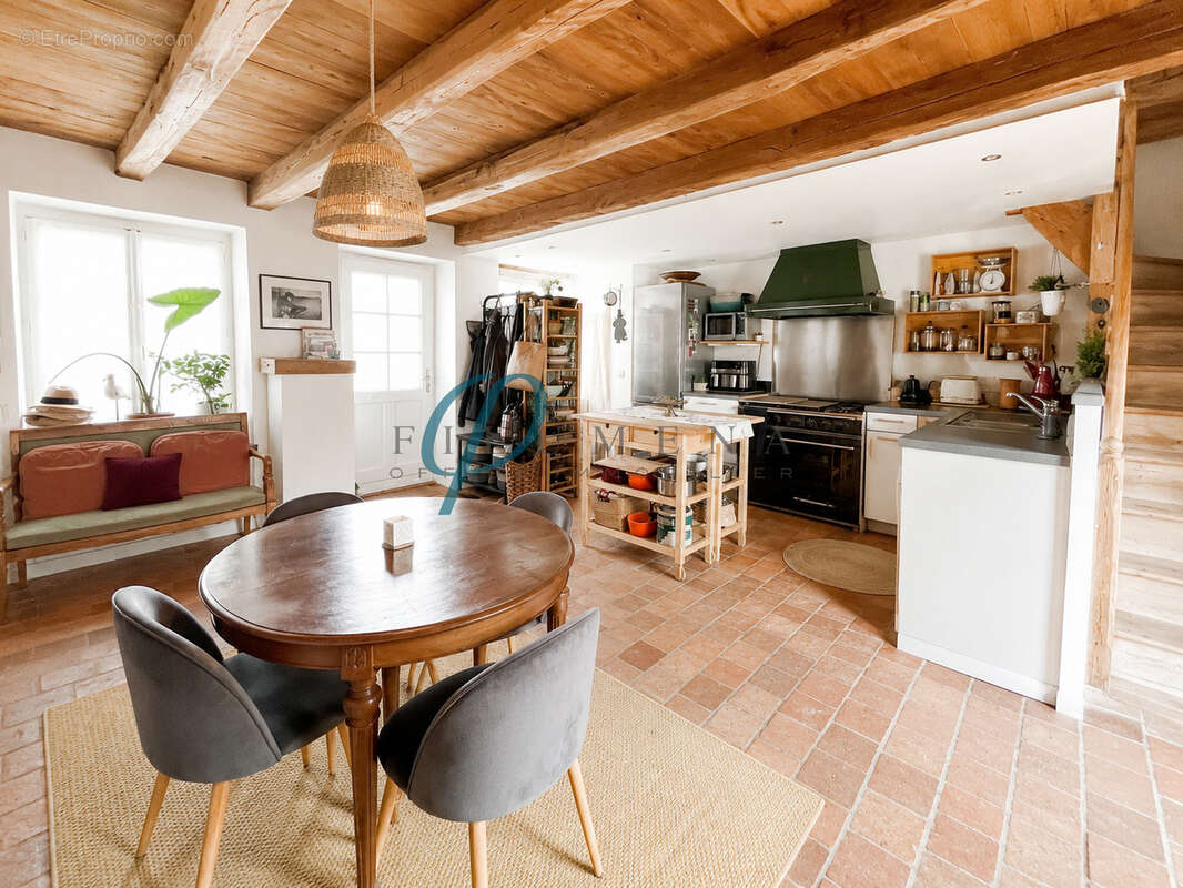 Maison à SUCE-SUR-ERDRE