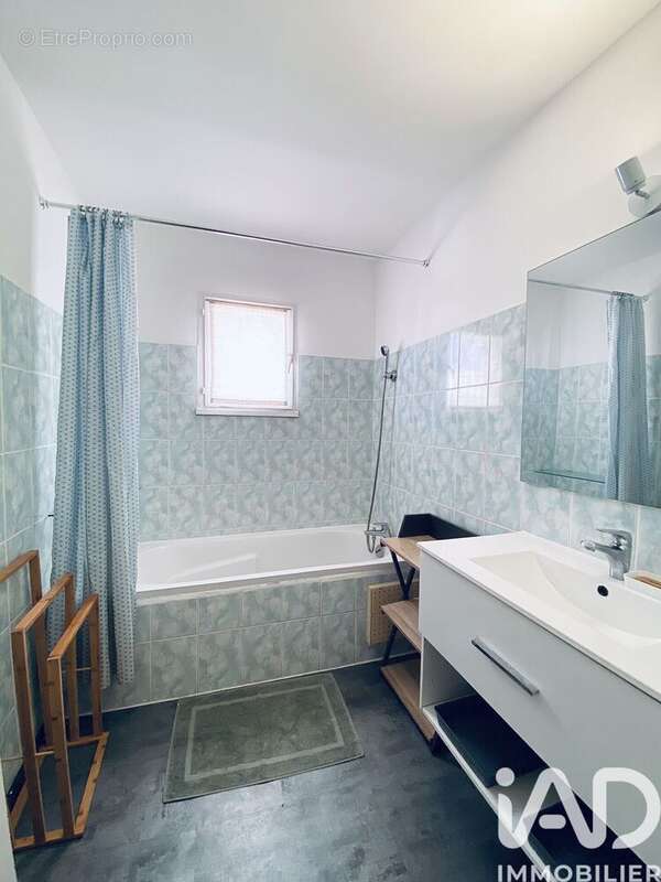 Photo 9 - Appartement à SAINT-DENIS