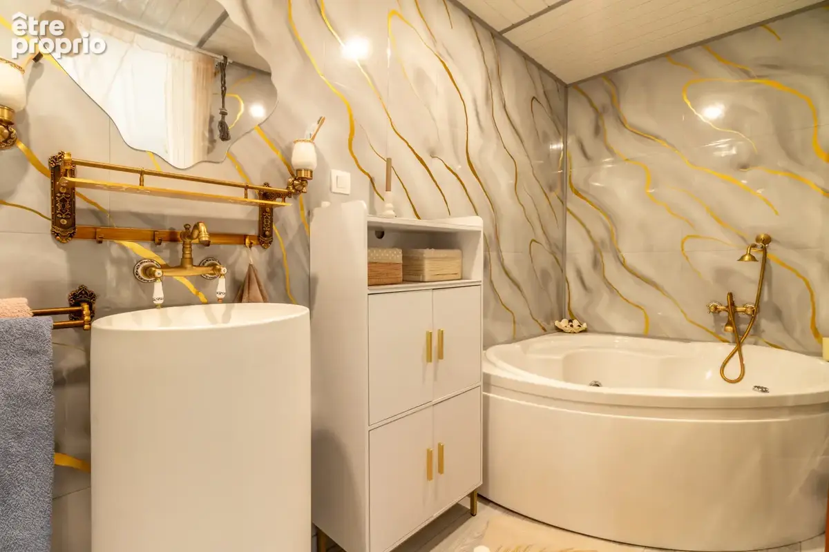 Saint-savinien, maison rénovée 120 m2, 3 chambres, jardin - photo 7