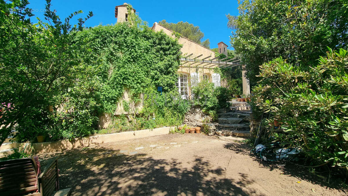 Maison à SAINT-RAPHAEL