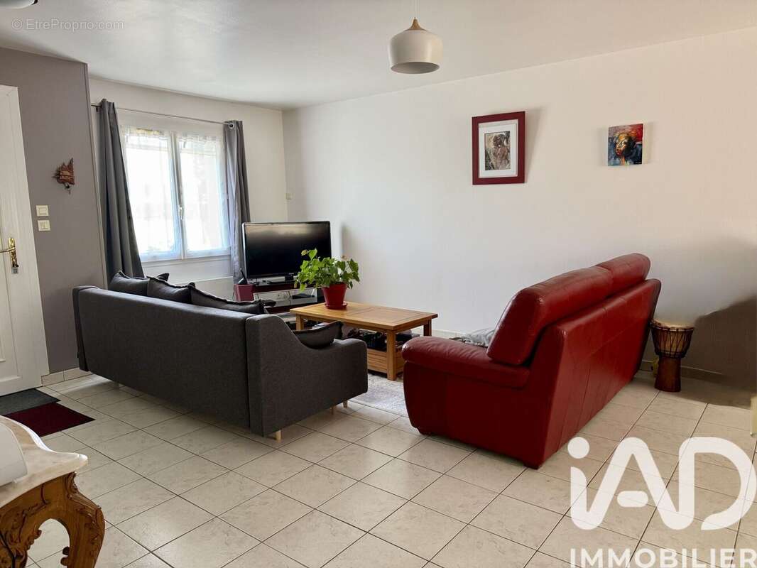 Photo 8 - Maison à MAUZE-SUR-LE-MIGNON