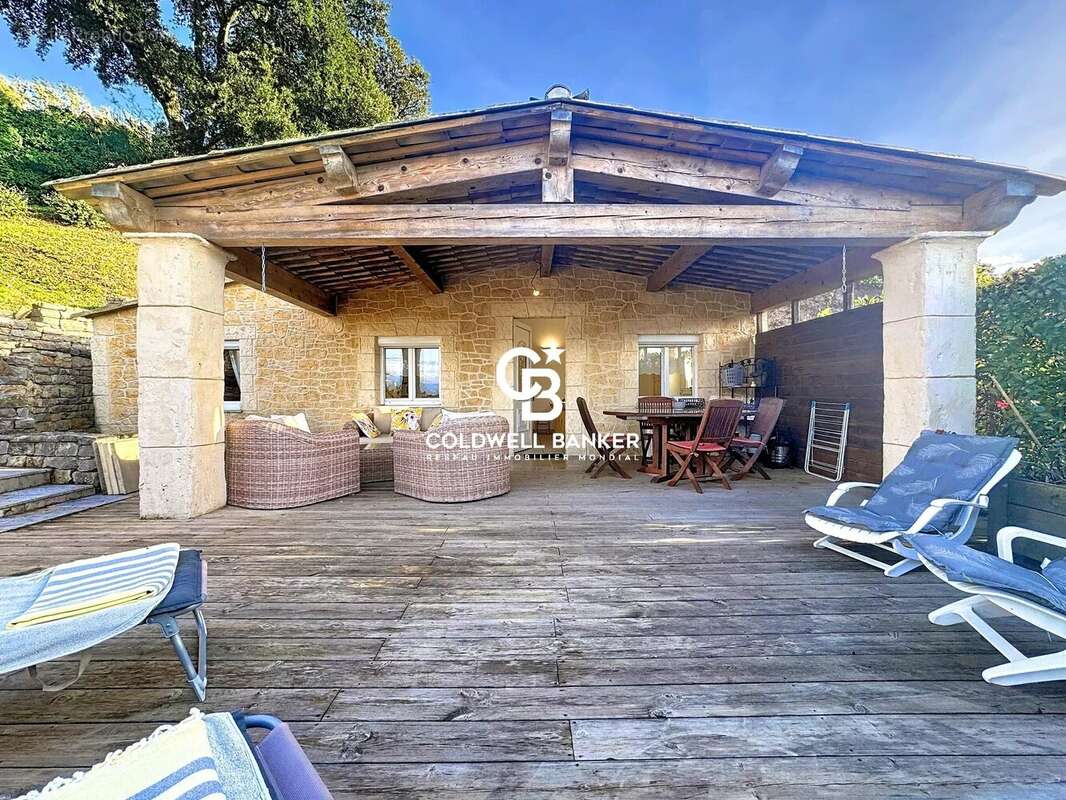 Maison à LES ADRETS-DE-L&#039;ESTEREL