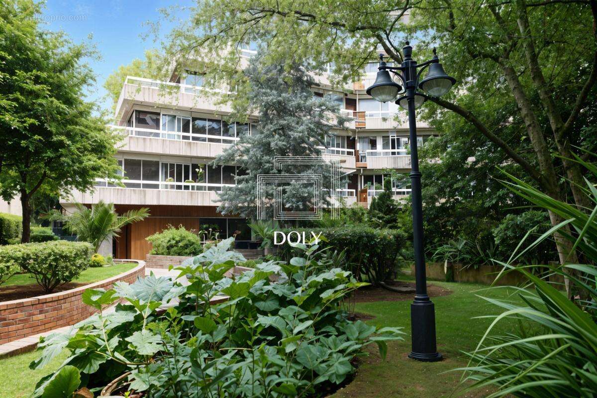 Appartement à PARIS-15E