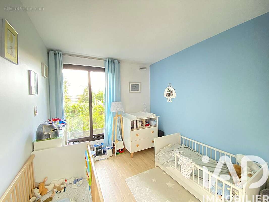 Photo 6 - Appartement à SURESNES