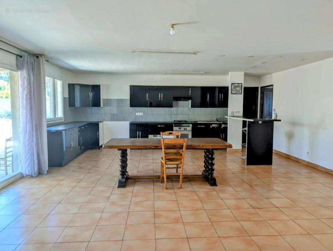 Maison à CHAMPAGNAC