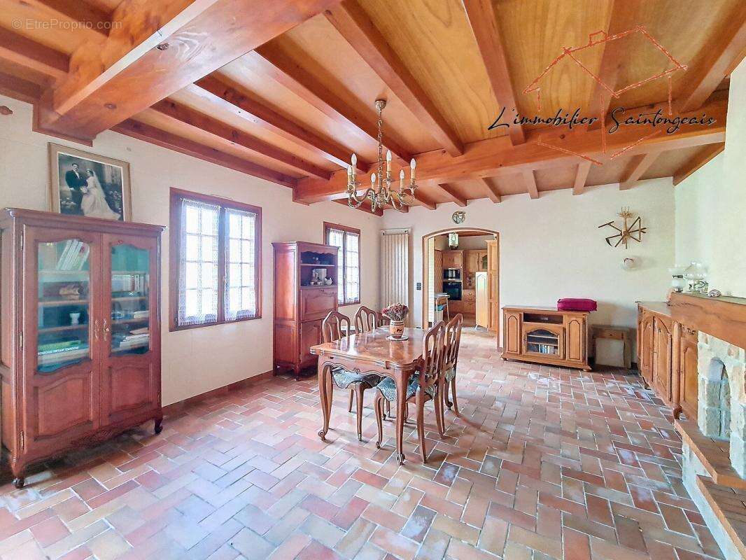 Maison à LORIGNAC