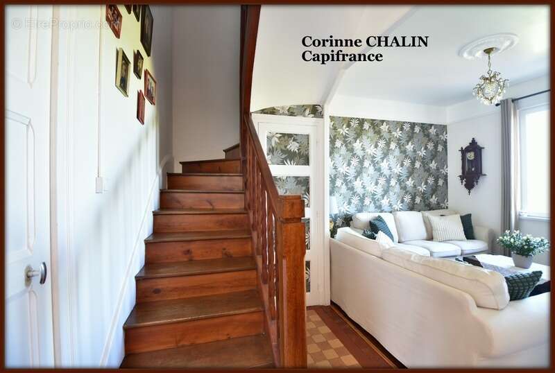 Maison à MONTCOMBROUX-LES-MINES