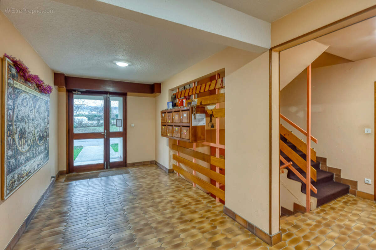 Appartement à MOIRANS